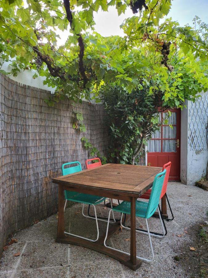 La Maison Rouge Paisible Maison De Pays Saujon Bagian luar foto