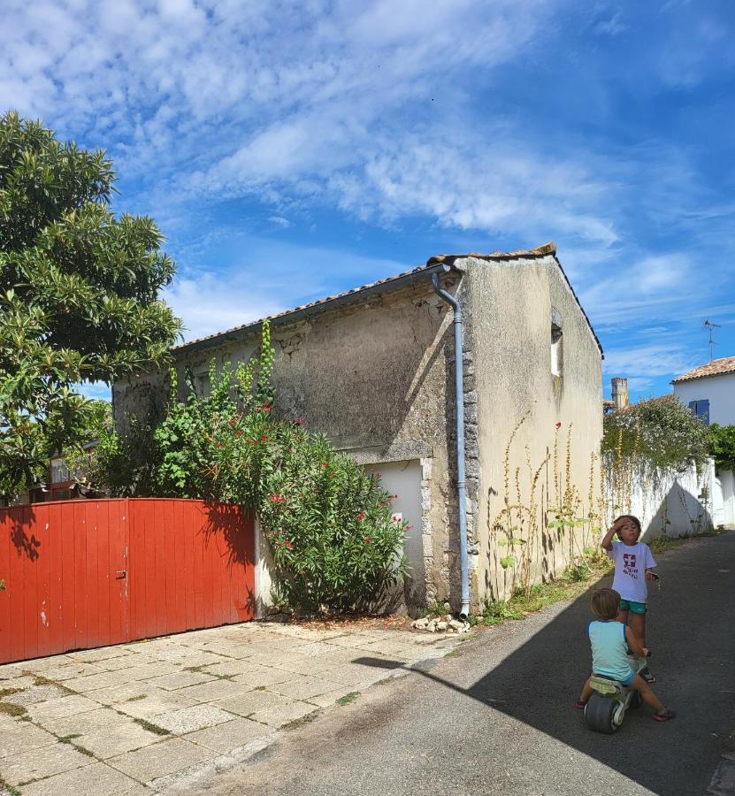 La Maison Rouge Paisible Maison De Pays Saujon Bagian luar foto