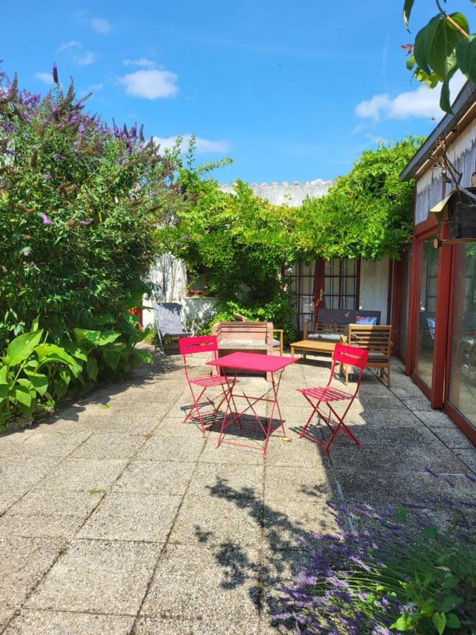 La Maison Rouge Paisible Maison De Pays Saujon Bagian luar foto