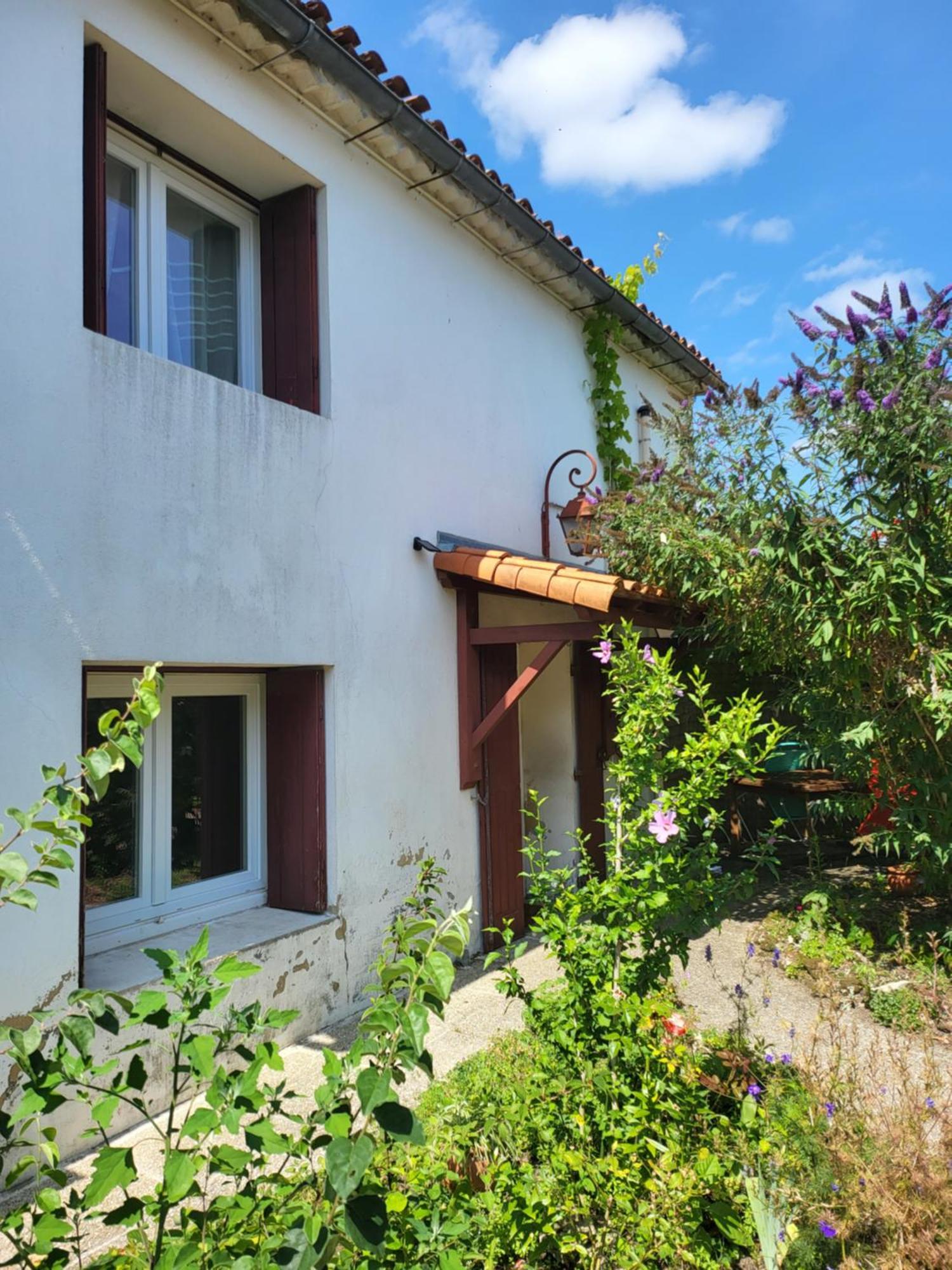 La Maison Rouge Paisible Maison De Pays Saujon Bagian luar foto